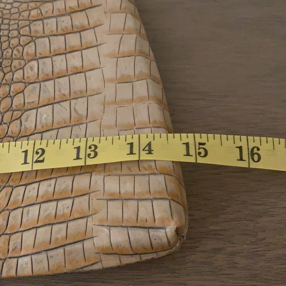 Kiki Pearl Genuine Alligator Clutch - Picture 5 of 8